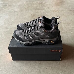 Merrell Moab Beluga Gray/Charcoal Outdoors/Hiking Low Athletic Shoes Size 8 Mens